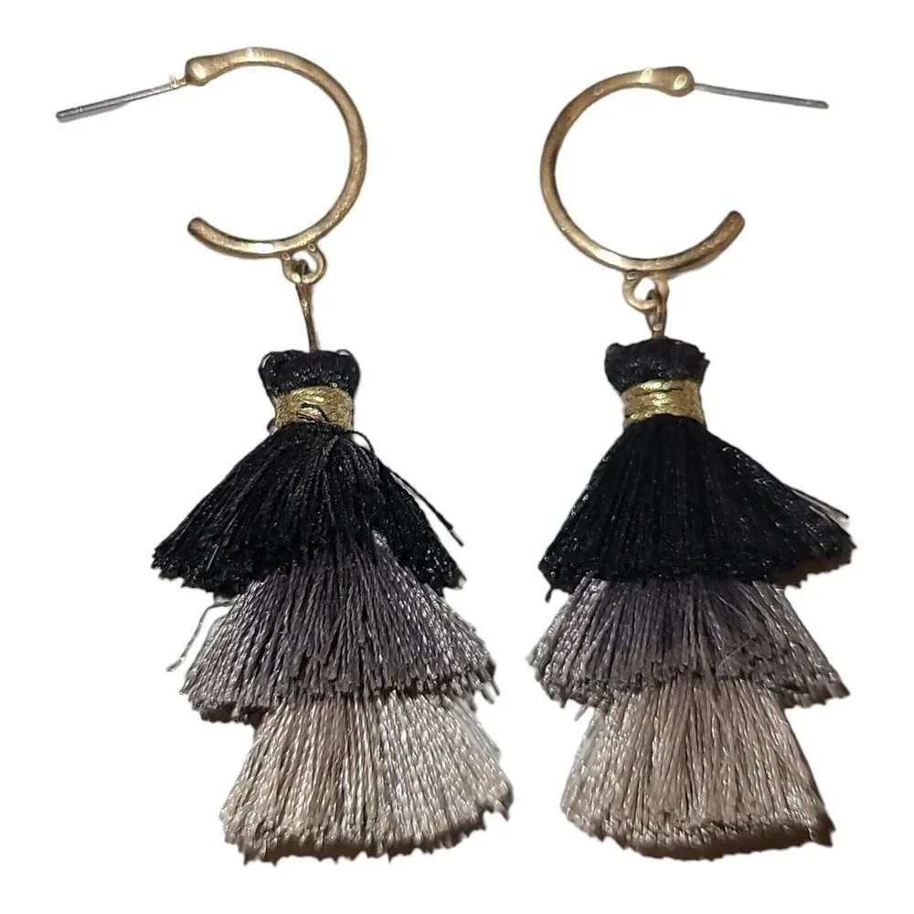 Matte Gold‎ Tone Black & Gray Ombre Triple Tassel Dangle Earrings